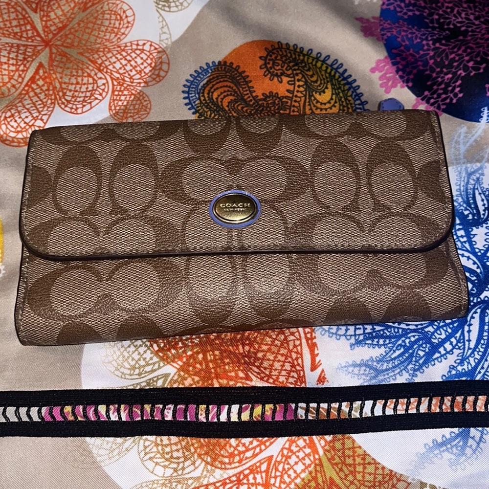 Coach wallet
